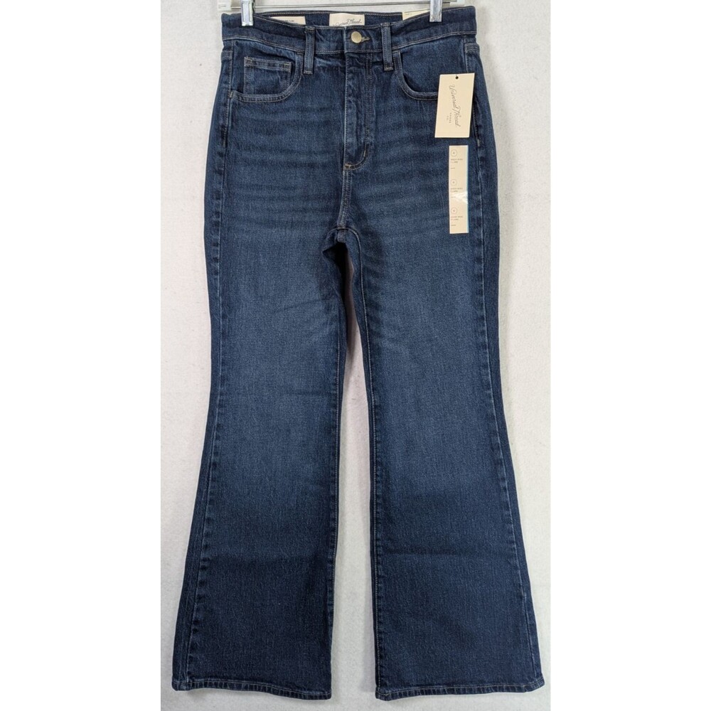 Universal Thread - High Rise Flare Jeans - Women’s - Size 6 - Comfort Stretch